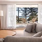 Columbia Beachfront Apartments On Rainbow Bay