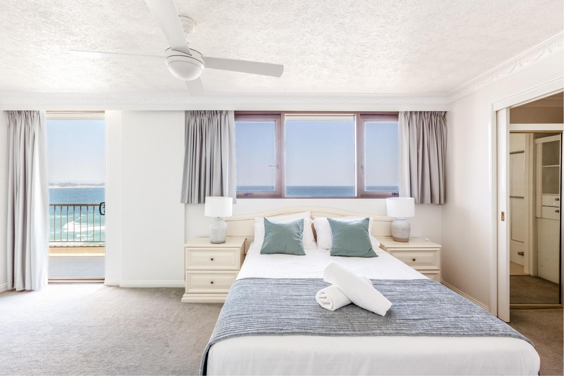 Aparthotel Columbia Beachfront On Rainbow Bay
