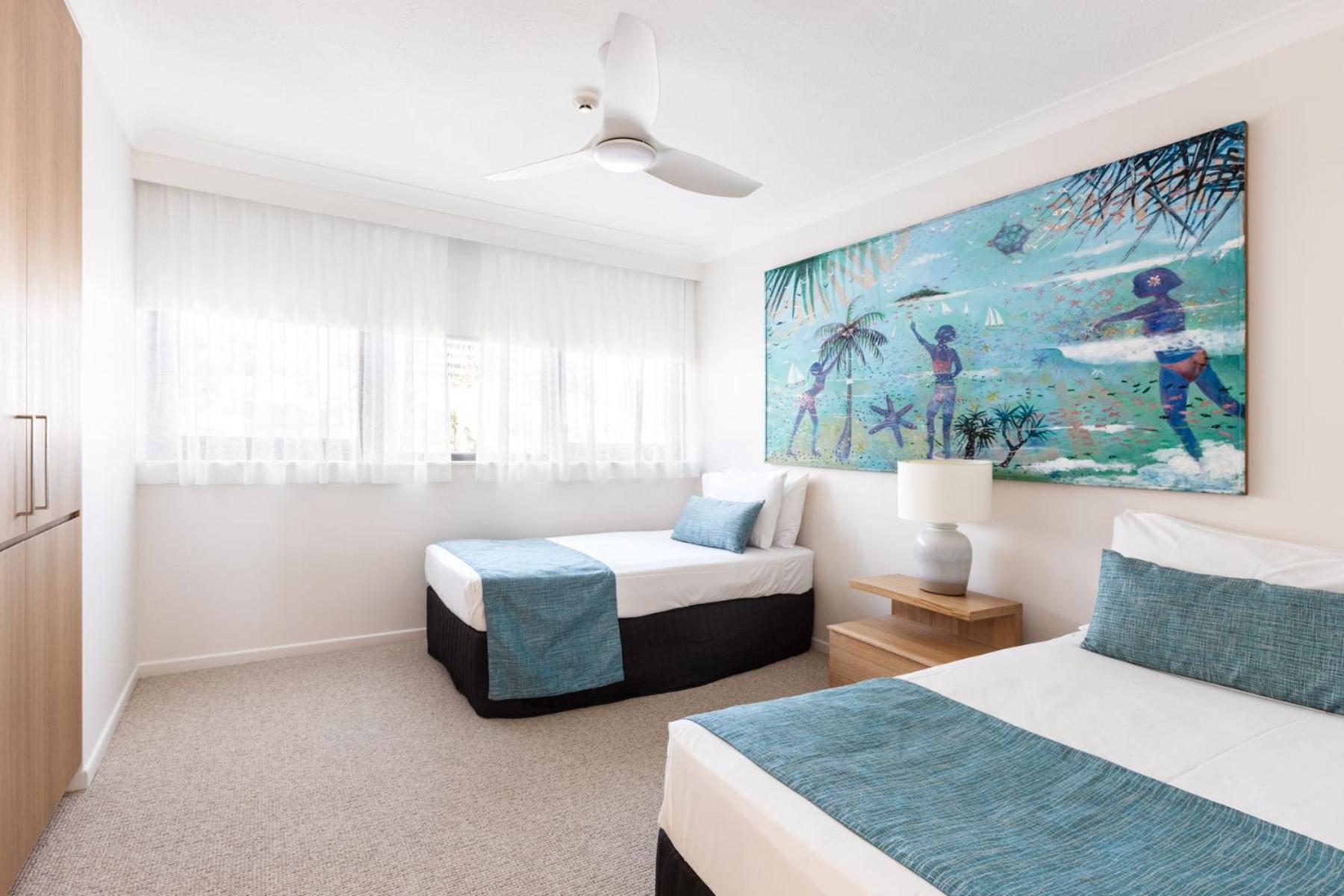 Columbia Beachfront On Rainbow Bay Aparthotel 4*
